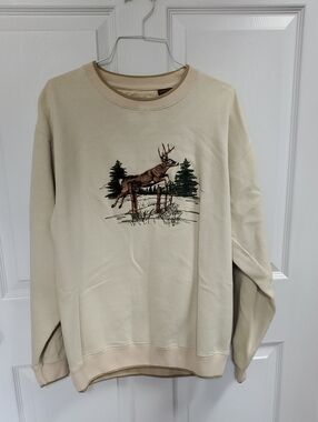 Vintage Outdoor Life Cream Crewneck Sweatshirt Embroidery with Deer & Pines